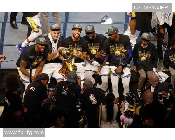 勇士与猛龙季前赛精彩回放全景解析与精彩瞬间回顾 勇士与猛龙季前赛精彩回放全景解析与精彩瞬间回顾