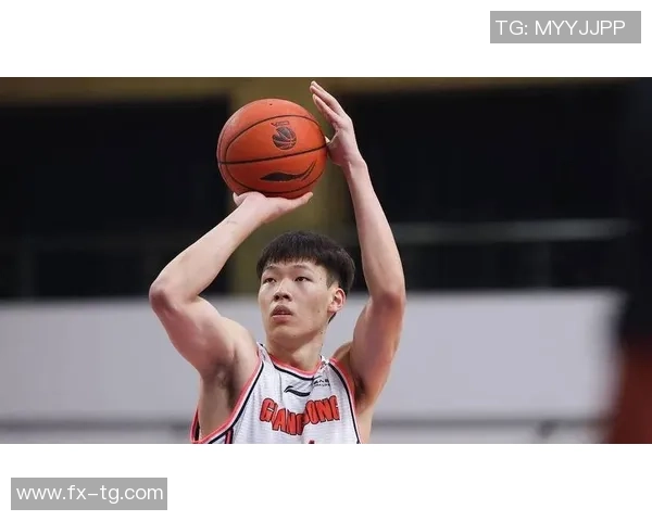 张昊的奋斗历程与成长故事：从普通学生到行业精英的蜕变之路